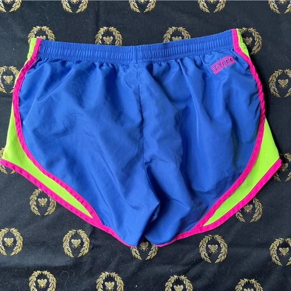 Lot of 3 athletic shorts - Picture 13 of 14